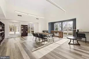 7040 Oxford Ave, Philadelphia, PA 19111 - Photo 12