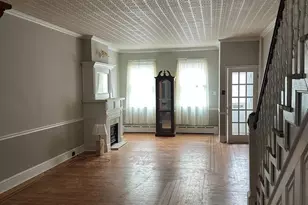 607 Belgrade St, Philadelphia, PA 19125 - Photo 2