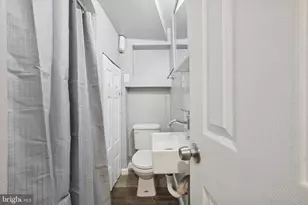 7033 Upland St, Philadelphia, PA 19142 - Photo 8