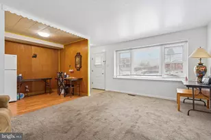 1966 Goodnaw St, Philadelphia, PA 19115 - Photo 4