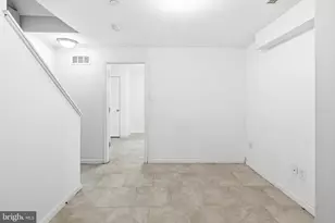 2024 N Carlisle St, Philadelphia, PA 19121 - Photo 8