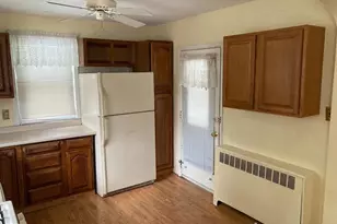 914 Arnold St, Philadelphia, PA 19111 - Photo 10