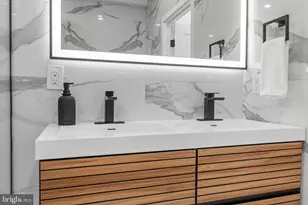 1321 N 2nd St, Philadelphia, PA 19122 - Photo 54