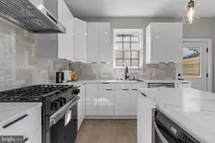 1321 N 2nd St, Philadelphia, PA 19122 - Photo 16