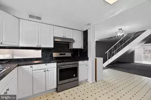 2649 Sperry St, Philadelphia, PA 19152 - Photo 6