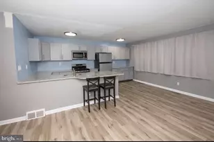 3248 Rhett Rd, Philadelphia, PA 19154 - Photo 2