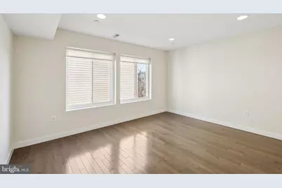 1189 S 21st, Philadelphia, PA 19146 - Photo 18