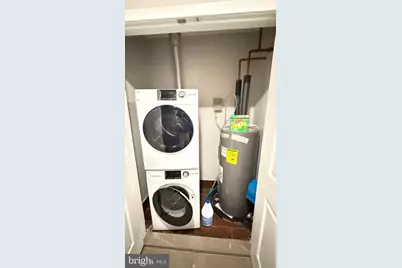 1422 Callowhill St #406, Philadelphia, PA 19102 - Photo 18