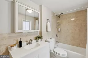 627 Fernon St, Philadelphia, PA 19148 - Photo 10