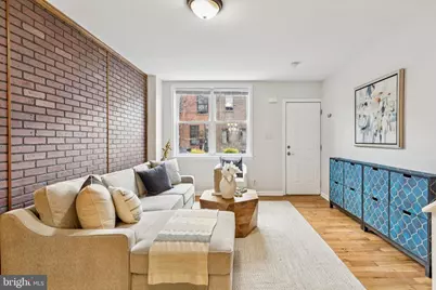 627 Fernon Street, Philadelphia, PA 19148 - Photo 2