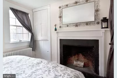 1221 Panama Street, Philadelphia, PA 19107 - Photo 4