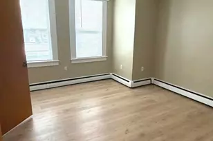 401 Friendship St, Philadelphia, PA 19111 - Photo 4