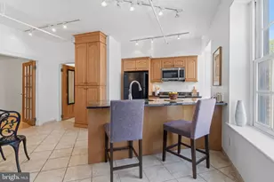 306 Cherry St, Philadelphia, PA 19106 - Photo 12