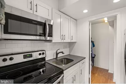 224 W Rittenhouse Square #915B, Philadelphia, PA 19103 - Photo 6