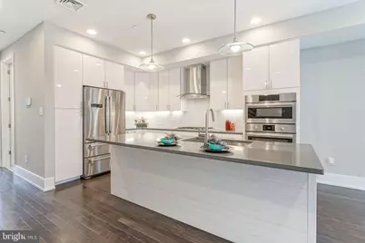 1006 S 17th Street #B, Philadelphia, PA 19146 - Photo 4