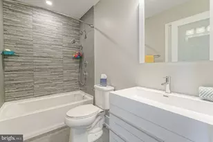 1006 S 17th St, Philadelphia, PA 19146 - Photo 14