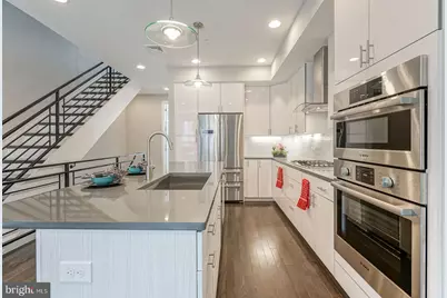 1006 S 17th Street #B, Philadelphia, PA 19146 - Photo 2