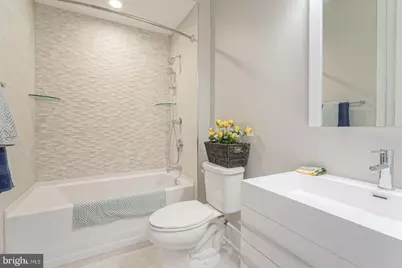 1006 S 17th Street #B, Philadelphia, PA 19146 - Photo 16