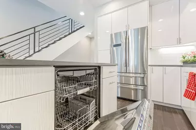 1006 S 17th Street #B, Philadelphia, PA 19146 - Photo 6