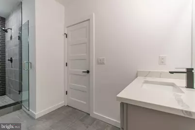 437 N 35th Street #B, Philadelphia, PA 19104 - Photo 8