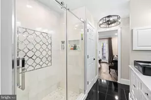 409 S 13th St, Philadelphia, PA 19147 - Photo 18