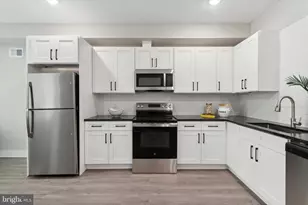 1704 N 22nd St, Philadelphia, PA 19121 - Photo 16