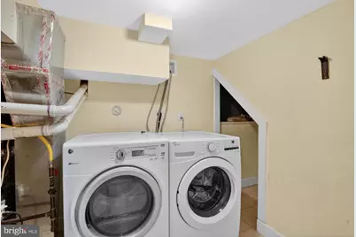 1237 N Hollywood Street, Philadelphia, PA 19121 - Photo 12