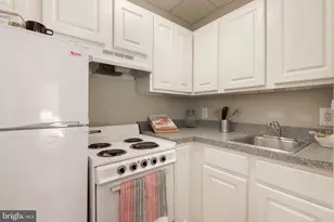 201 S 13th St, Philadelphia, PA 19107 - Photo 6