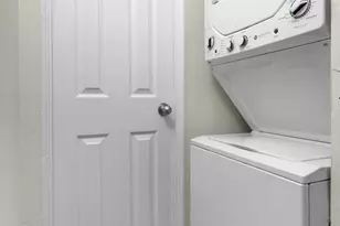 1329 Lombard St, Philadelphia, PA 19147 - Photo 6