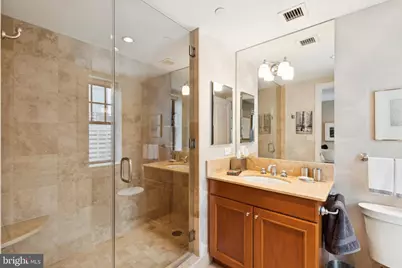 1701 Locust Street #1704, Philadelphia, PA 19103 - Photo 18