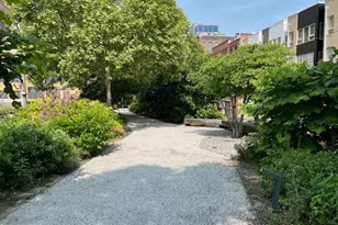 429 N 13th St, Philadelphia, PA 19123 - Photo 18
