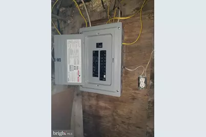 415 W Annsbury Street, Philadelphia, PA 19140 - Photo 2