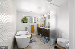 212 N 21st St, Philadelphia, PA 19103 - Photo 22