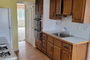 227 Ridgefield Rd, Philadelphia, PA 19154 - Photo 4