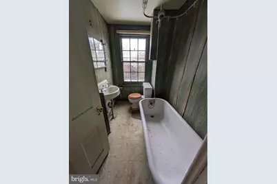 205 E Evergreen Avenue, Philadelphia, PA 19118 - Photo 12