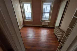 205 E Evergreen Ave, Philadelphia, PA 19118 - Photo 8