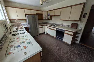 205 E Evergreen Ave, Philadelphia, PA 19118 - Photo 18