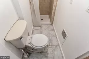 2031 Wakeling St, Philadelphia, PA 19124 - Photo 10