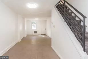 2031 Wakeling St, Philadelphia, PA 19124 - Photo 6