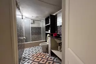 2419 S Fairhill St, Philadelphia, PA 19148 - Photo 8