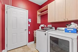 2677 Foxglove Ln, Philadelphia, PA 19116 - Photo 14