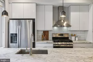 804 Fernon St, Philadelphia, PA 19148 - Photo 10