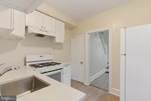 1611 Dounton St, Philadelphia, PA 19140 - Photo 4