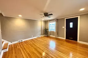 546 Overlook Rd, Philadelphia, PA 19128 - Photo 2