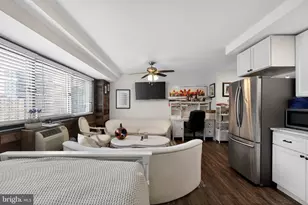 2101 Chestnut St, Philadelphia, PA 19103 - Photo 2