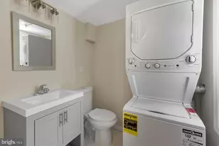 2323 E Cambria St, Philadelphia, PA 19134 - Photo 14