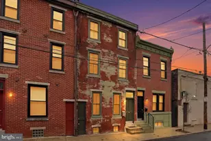 1040 N Leithgow St, Philadelphia, PA 19123 - Photo 1