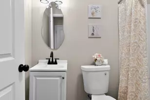 457 E Vernon Rd, Philadelphia, PA 19119 - Photo 20