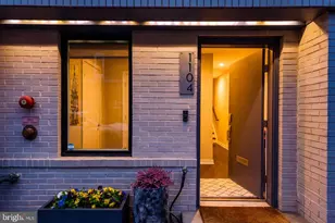 1104 McKean St, Philadelphia, PA 19148 - Photo 8