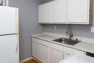 2735 N Waterloo St, Philadelphia, PA 19133 - Photo 10